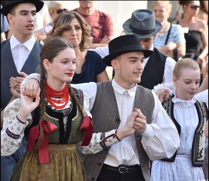 huzd keresztul